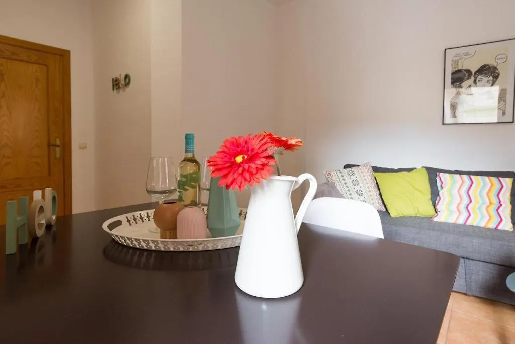 Ferienwohnung Plaza De La Merced Especial Grupos Parking Incluido S2 Málaga 0*,  Spanien