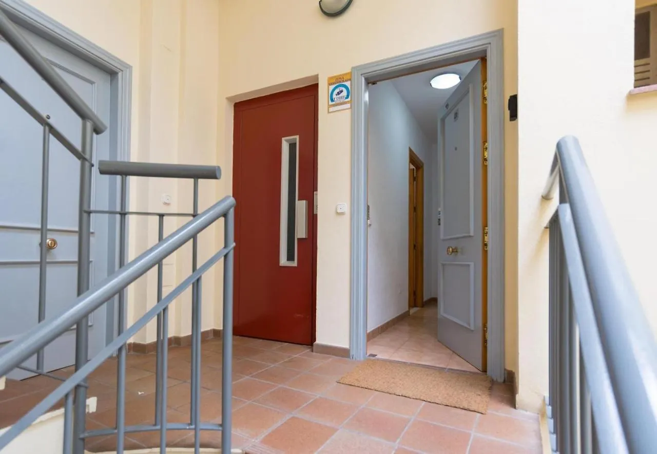 Ferienwohnung Plaza De La Merced Especial Grupos Parking Incluido S2 Málaga