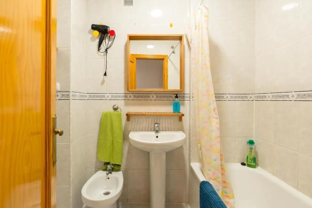 Ferienwohnung Plaza De La Merced Especial Grupos Parking Incluido S2 Málaga 0*,  Spanien